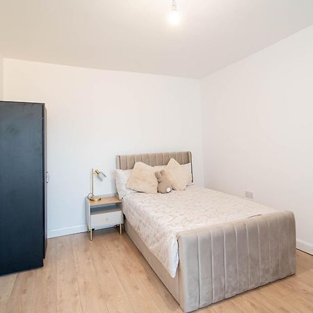 Belgian Studio Apt 2 Huddersfield Kültér fotó